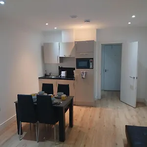 Sparrow 6 Apartment